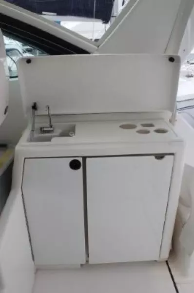 2004 Tiara Yachts 4200 Open