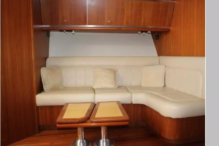 2004 Tiara Yachts 4200 Open