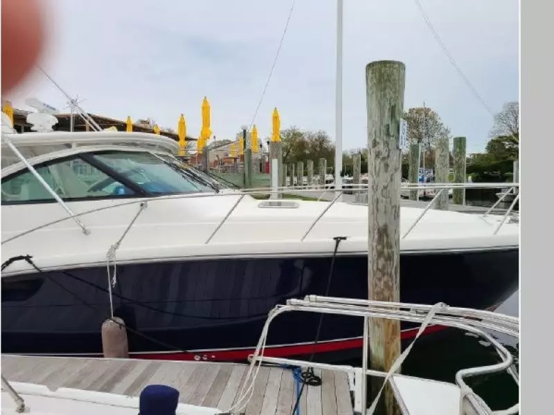 2004 Tiara Yachts 4200 Open