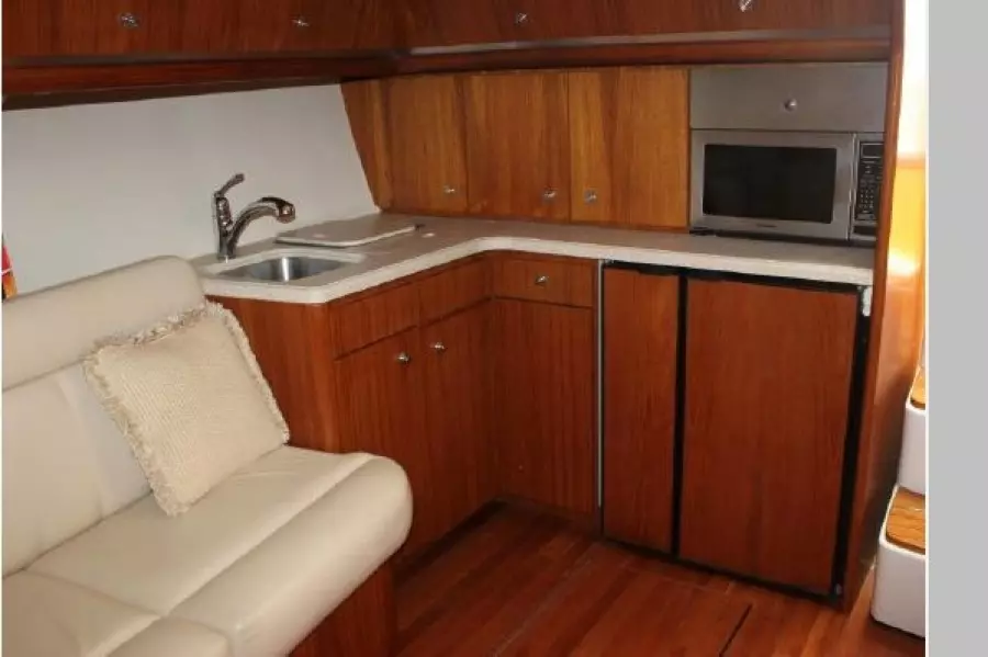 2004 Tiara Yachts 4200 Open