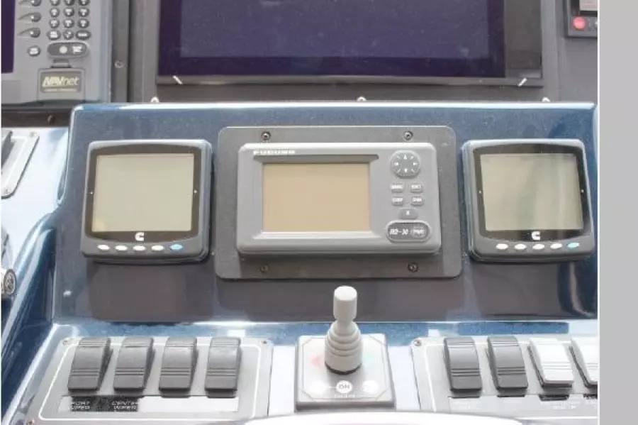 2004 Tiara Yachts 4200 Open