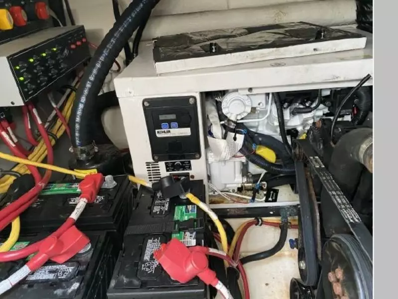 2015 Monterey 335 Sport Yacht