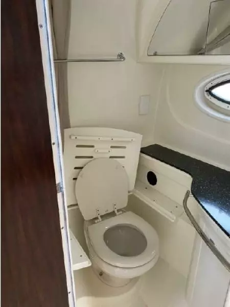 2015 Monterey 335 Sport Yacht