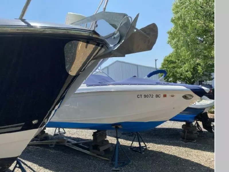 2015 Monterey 335 Sport Yacht