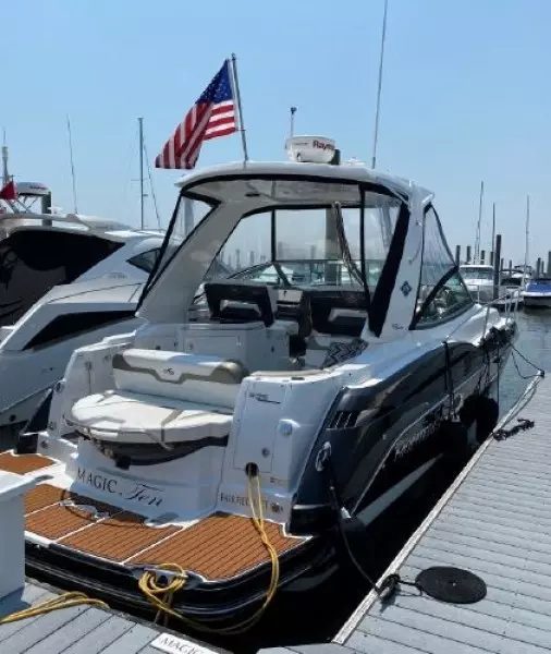 2015 Monterey 335 Sport Yacht