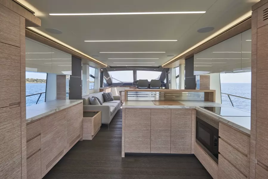 2021 Astondoa 66 Flybridge