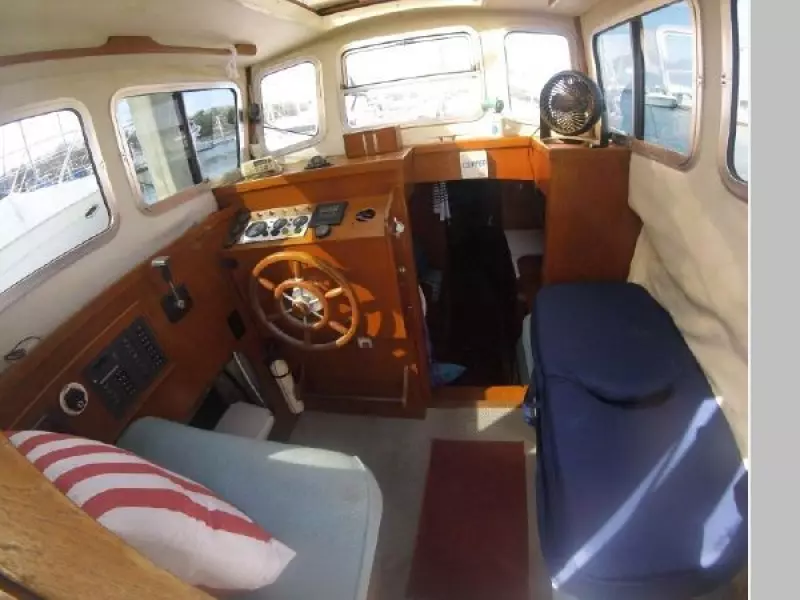 1976 Fisher Pilothouse 30