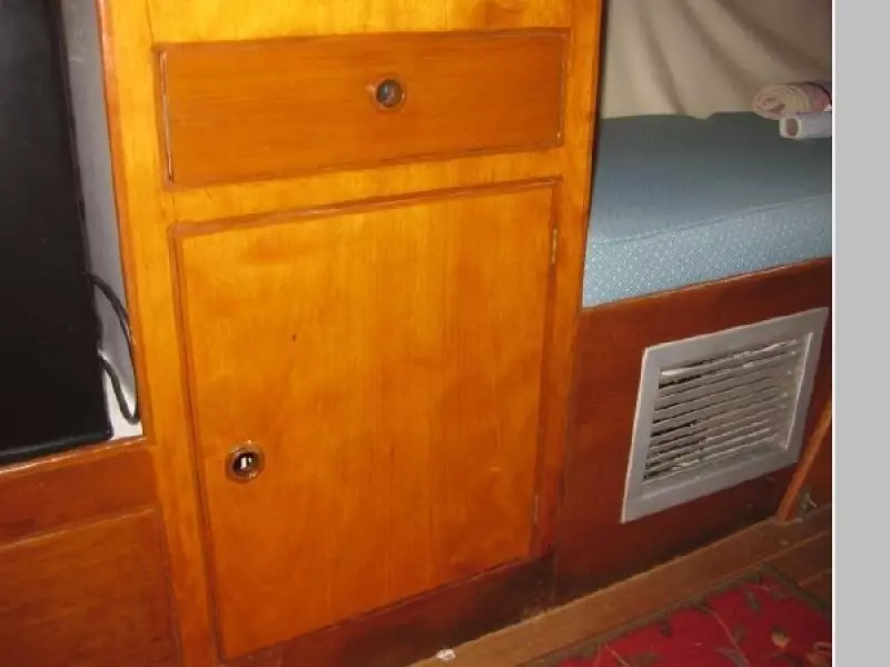1976 Fisher Pilothouse 30