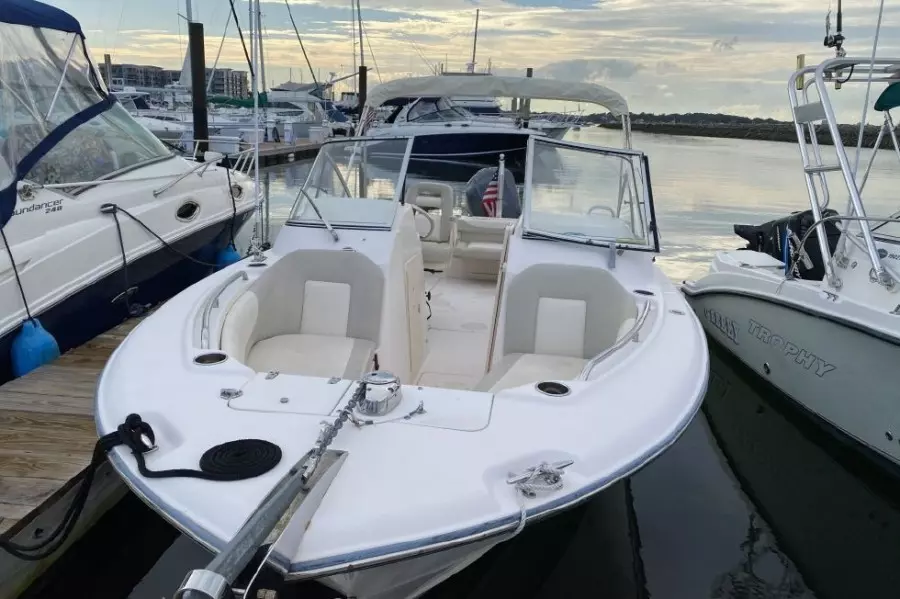 2012 Grady-White Freedom 255