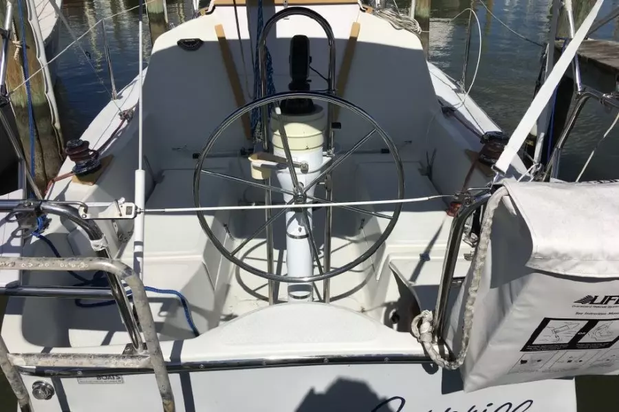 1998 Hake / Seaward 26 Cruiserc