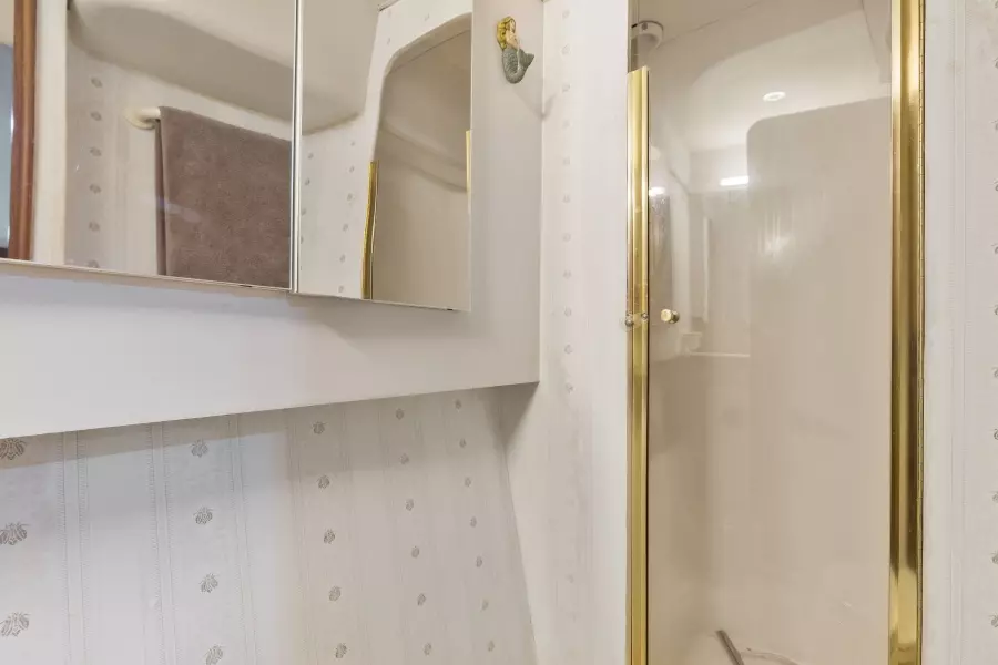 2001 Ocean Yachts 52 SS