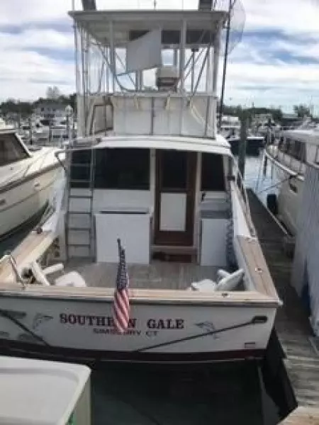 1975 Pacemaker Flybridge Convertible
