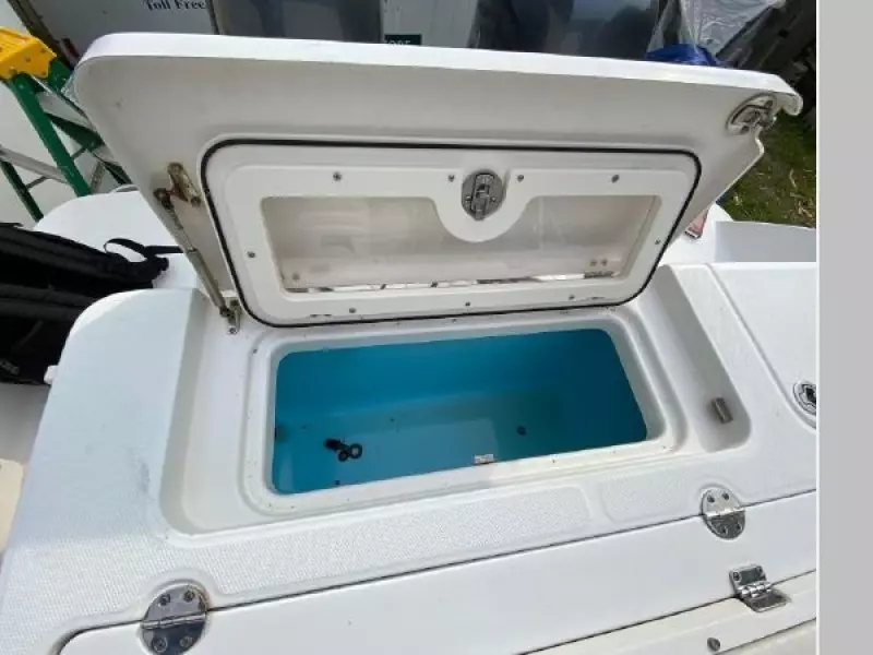 2013 Robalo R245 Walkaround