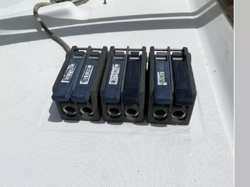 2000 Beneteau Oceanis 361