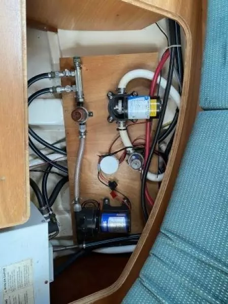 2000 Beneteau Oceanis 361