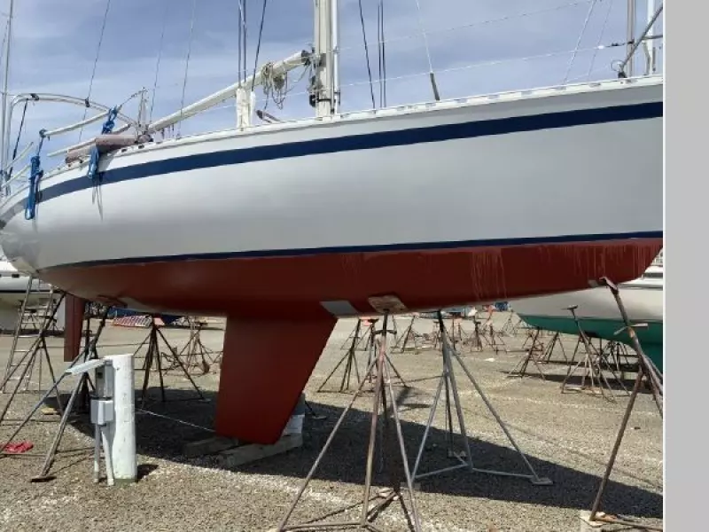 1984 Beneteau First 35