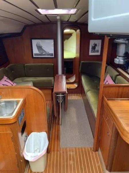 1984 Beneteau First 35