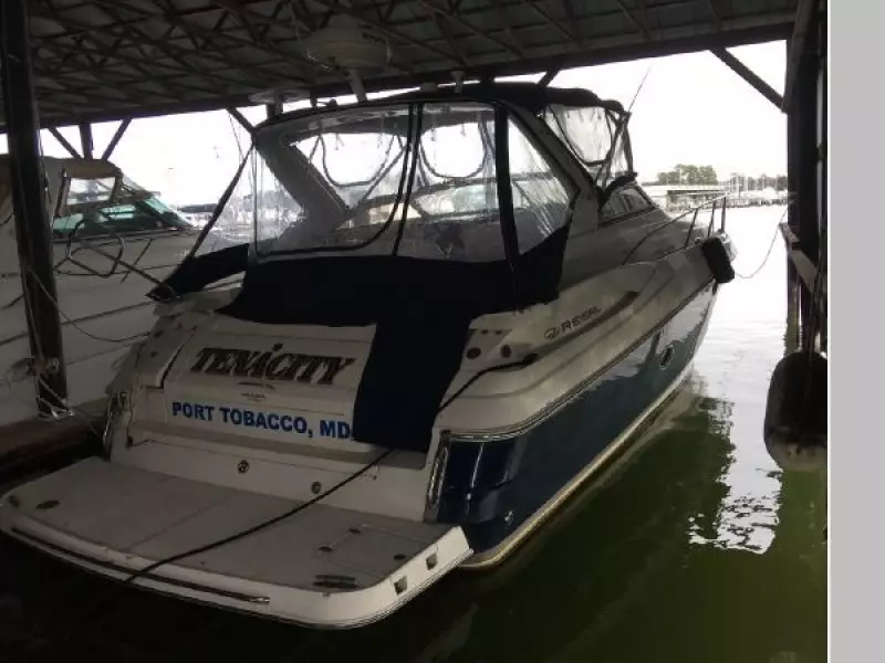 2004 Regal Commodore 3560