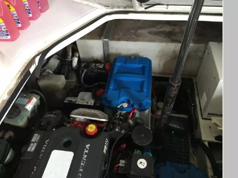 2004 Regal Commodore 3560