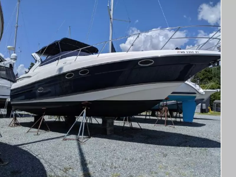 2004 Regal Commodore 3560