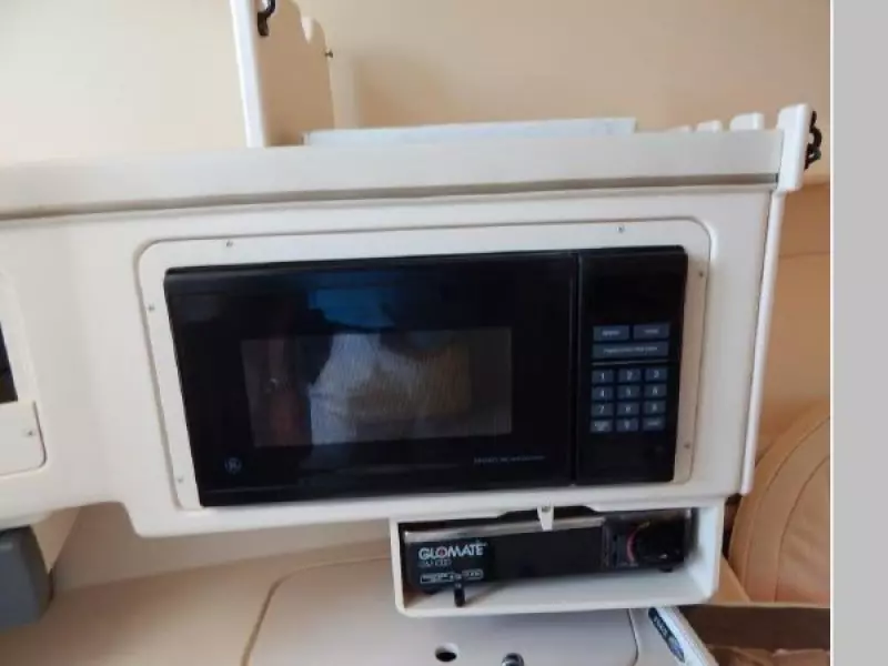 2002 Grady-White 265 Express