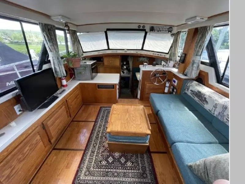 1988 Mainship 36 Double Cabin