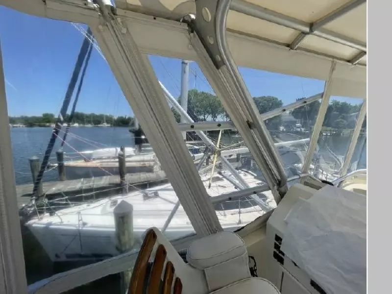 1970 Hatteras Convertible