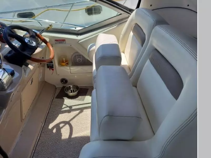 2004 Sea Ray 320 Sundancer
