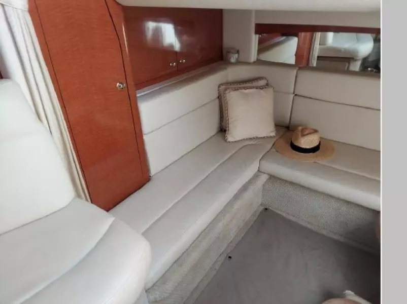 2004 Sea Ray 320 Sundancer