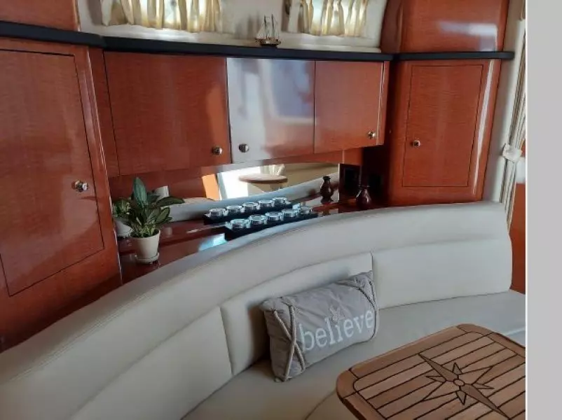 2004 Sea Ray 320 Sundancer