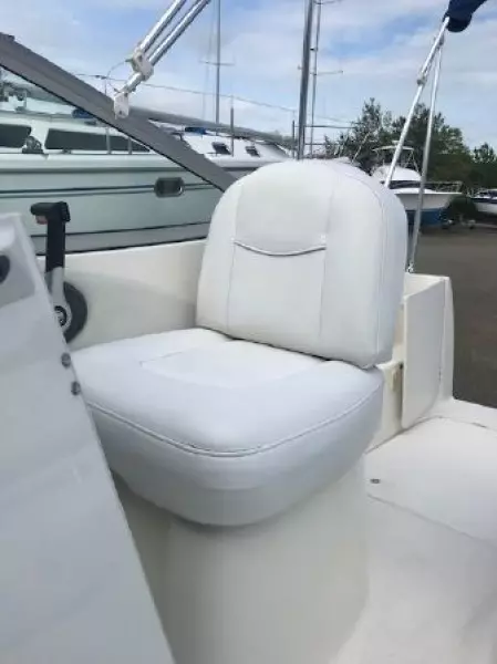 2007 Bayliner 245 SB