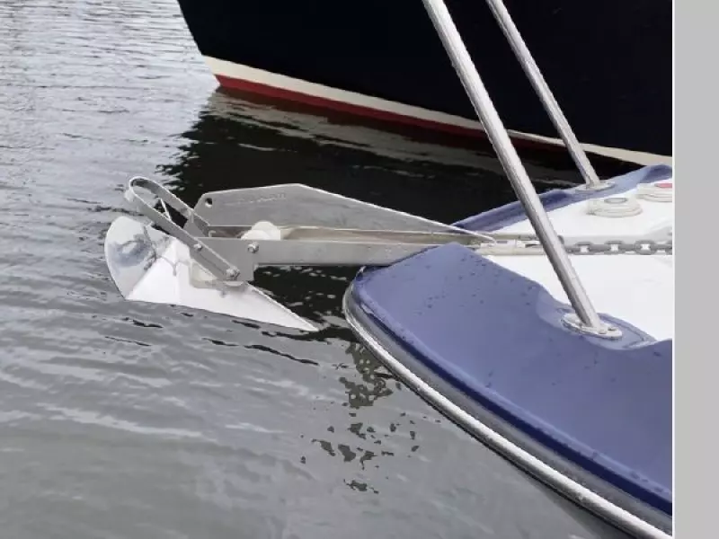 2017 Monterey 295 Sport Yacht