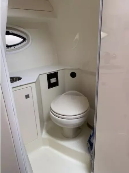 2017 Monterey 295 Sport Yacht