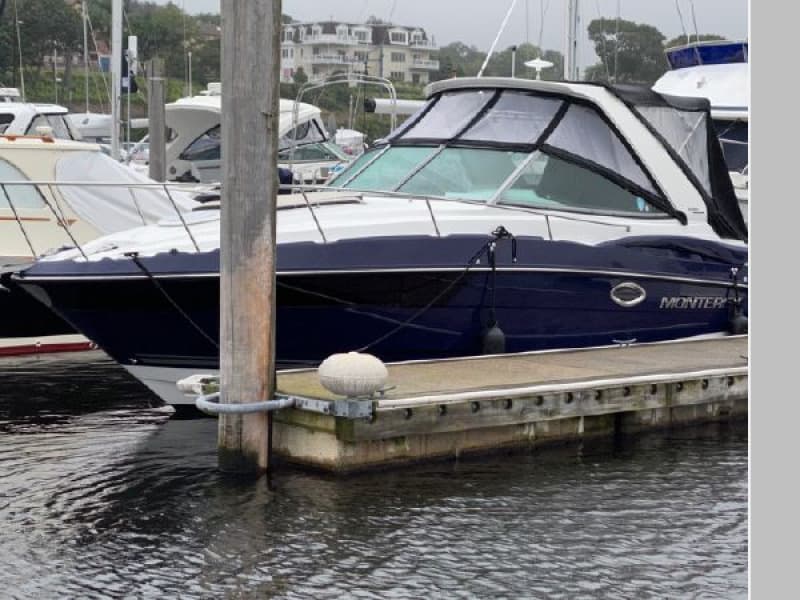 2017 Monterey 295 Sport Yacht