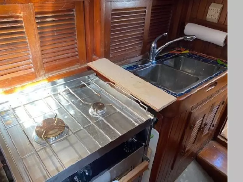 1979 Island Trader 41 Center Cockpit