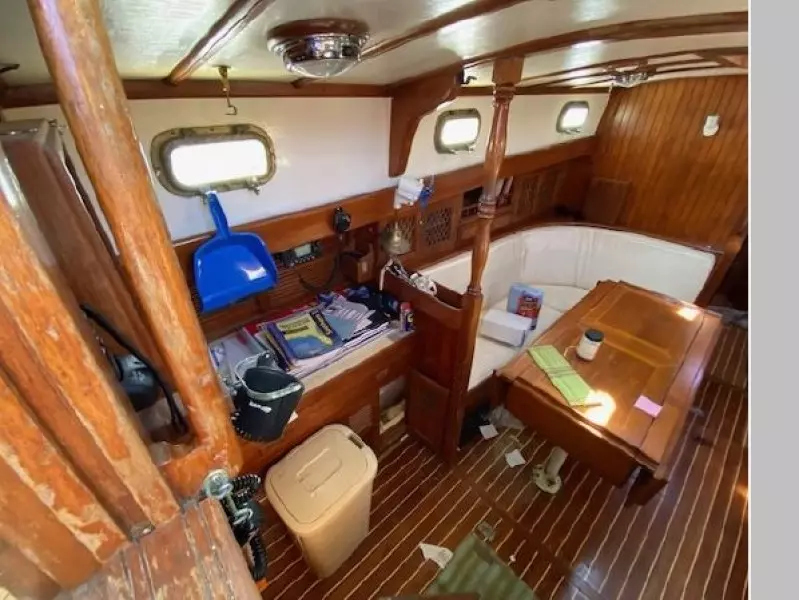 1979 Island Trader 41 Center Cockpit
