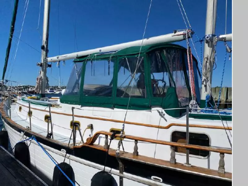 1979 Island Trader 41 Center Cockpit