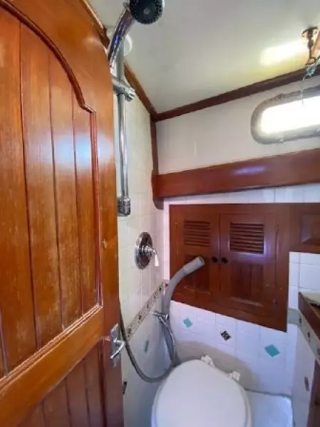 1979 Island Trader 41 Center Cockpit