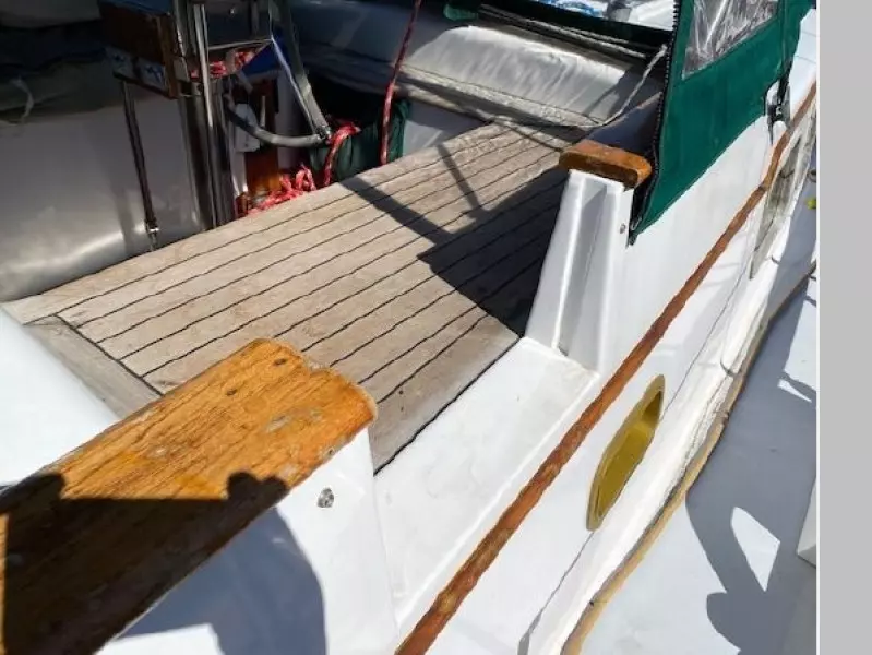 1979 Island Trader 41 Center Cockpit