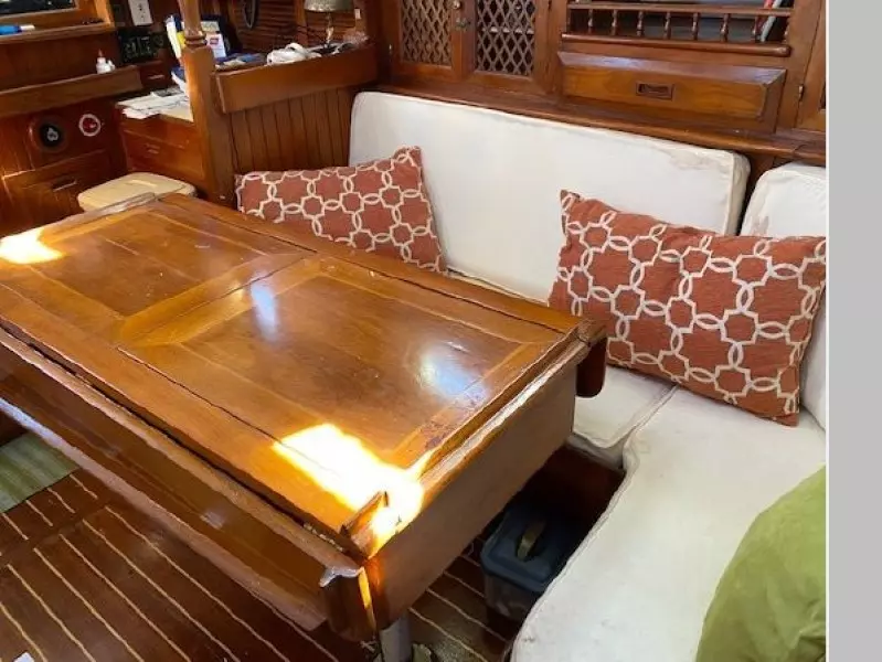 1979 Island Trader 41 Center Cockpit