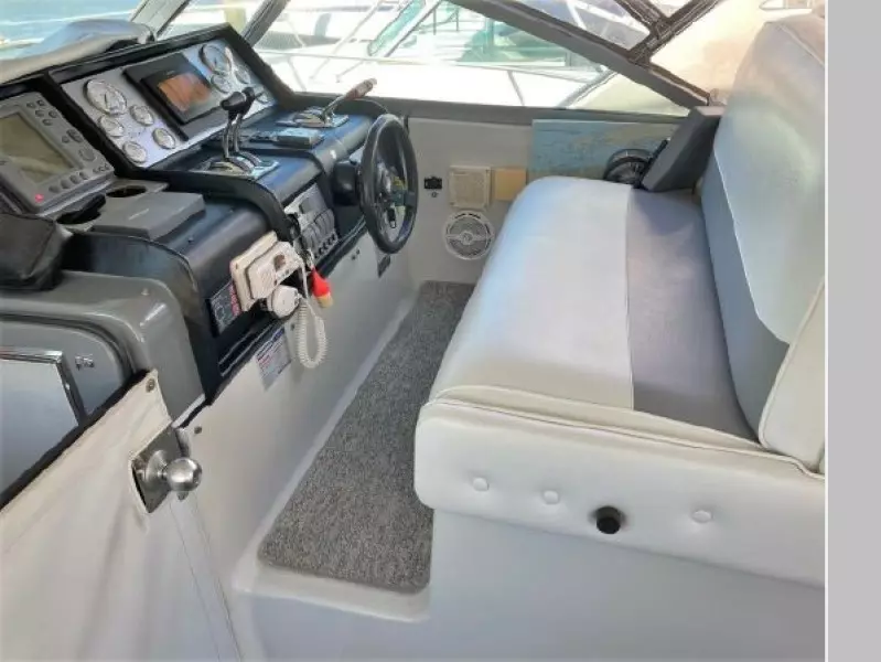 1988 Chris-Craft 370 Amerosport