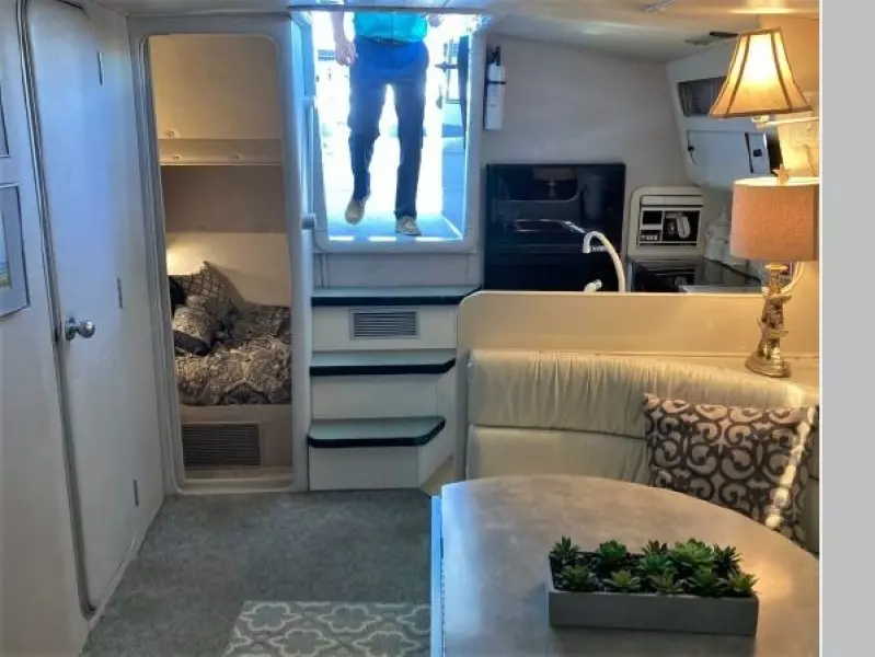 1988 Chris-Craft 370 Amerosport