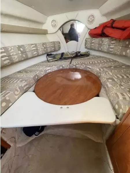 2005 Rinker Fiesta Vee