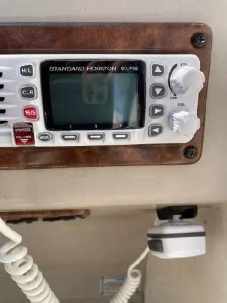 2005 Rinker Fiesta Vee