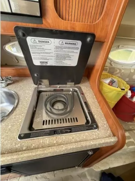 2005 Rinker Fiesta Vee