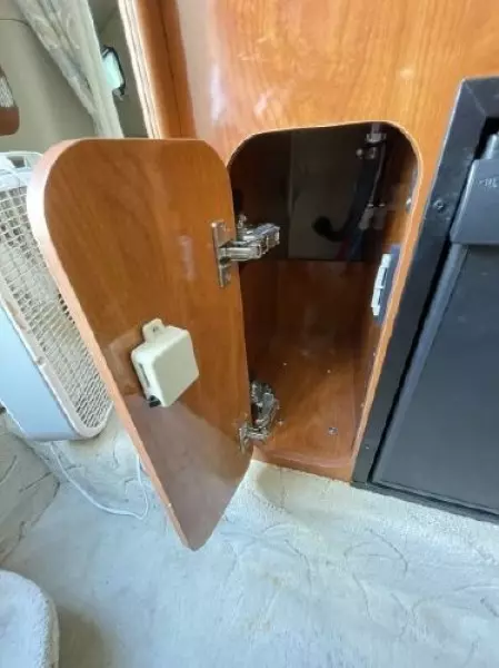 2005 Rinker Fiesta Vee