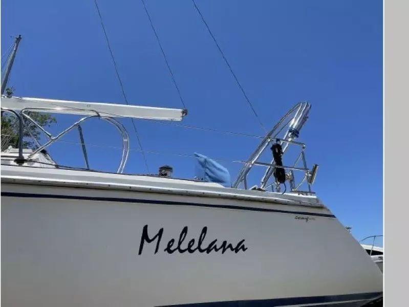 1990 Catalina 42 - 3 Cabin