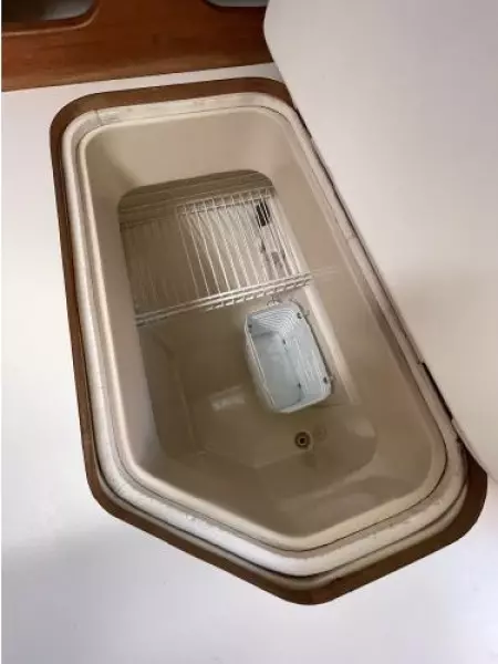 1990 Catalina 42 - 3 Cabin