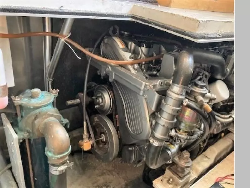 2000 Luhrs Convertible