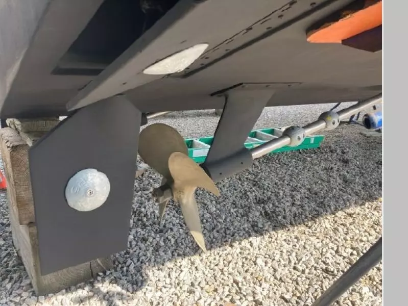 2000 Luhrs Convertible